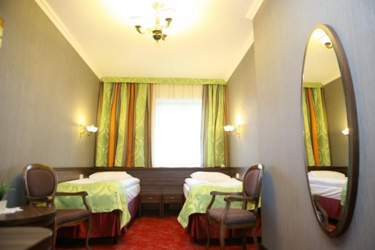 Hotel Zloty Mlyn Majkow Piotrków Trybunalski Room photo
